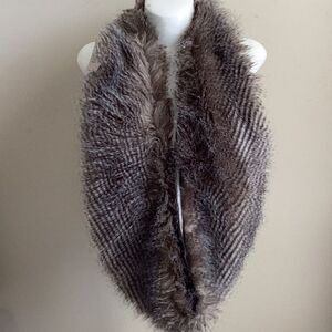 Ann Taylor Faux Fur Scarf O/S
